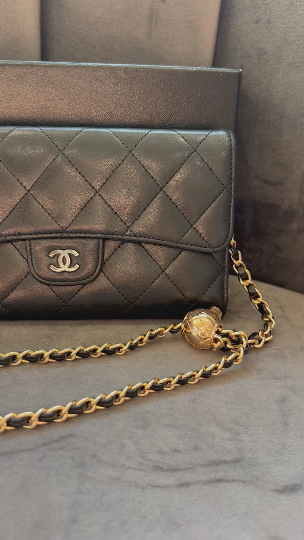 Matelasse quilted Chanel timeless wallet on chain